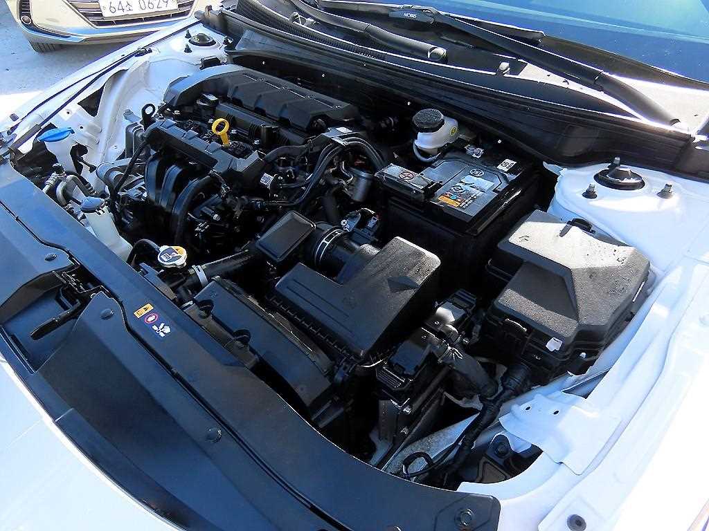 HYUNDAI Avante 2024 Blanco - Importación desde Corea - HF Imports Iquique - Foto 19