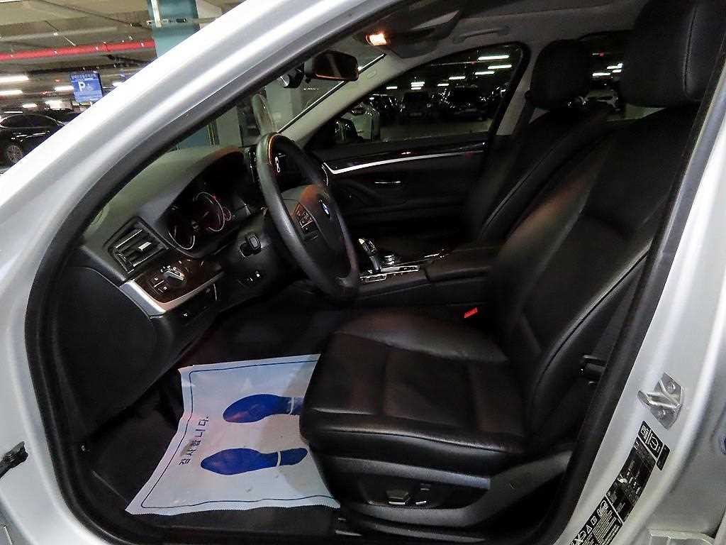 BMW 5 Series - Vista 6