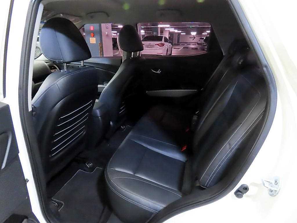 Ssangyong Tivoli - Vista 7