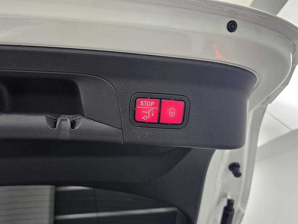 Mercedes Benz GLC Class 2023 Blanco - Importación desde Corea - HF Imports Iquique - Foto 20