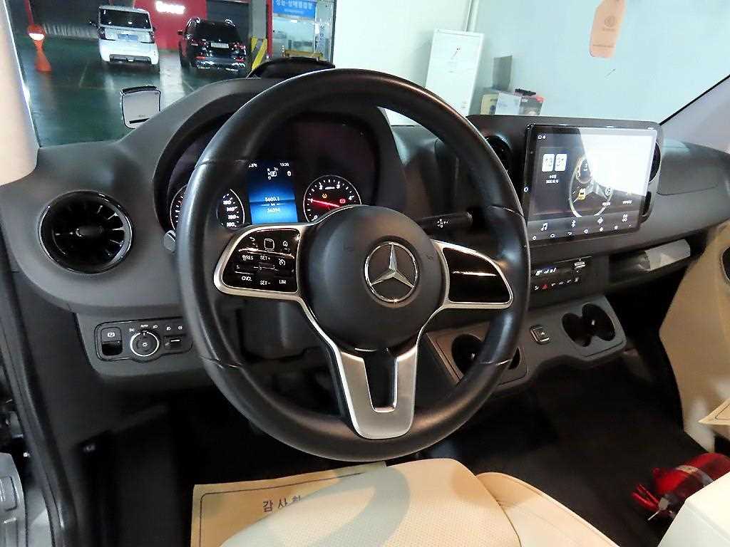 Mercedes Benz Sprinter - Vista 9
