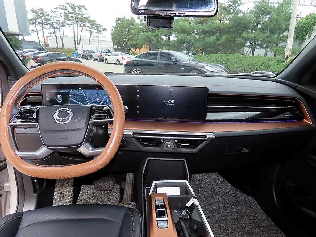 Ssangyong Torres - Vista 9