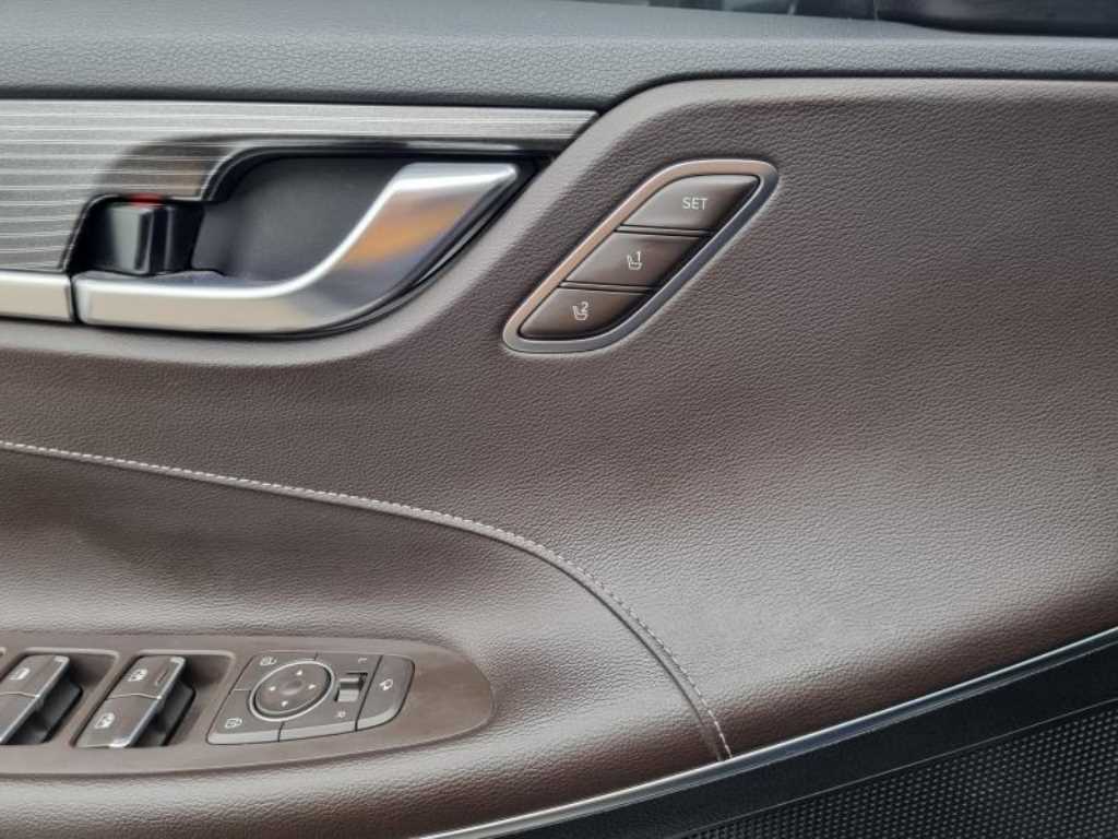 HYUNDAI Grandeur 2019 Negro - Importación desde Corea - HF Imports Iquique - Foto 13