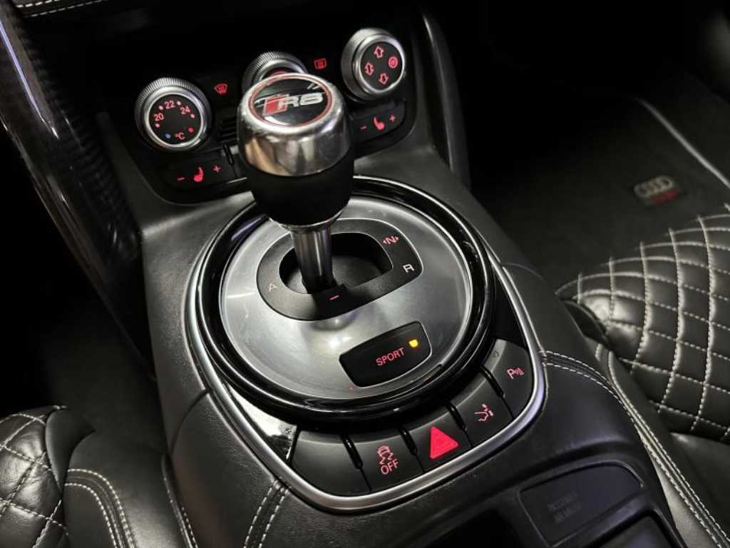 Audi R8 2013 Gris - Importación desde Corea - HF Imports Iquique - Foto 13