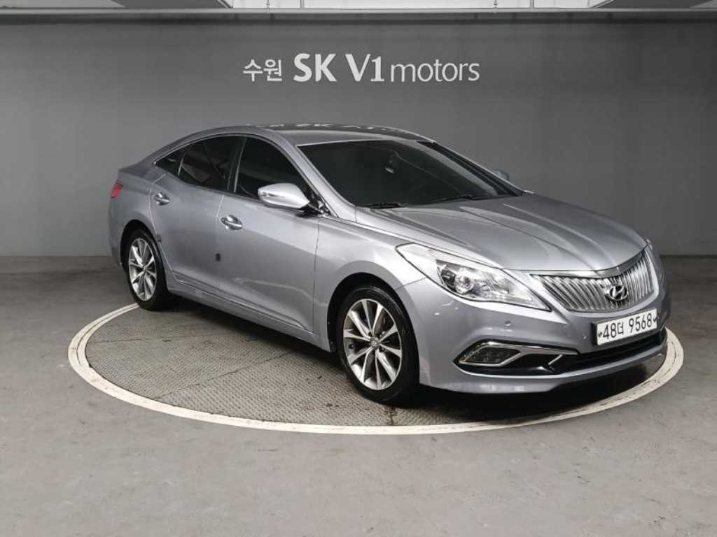 HYUNDAI Grandeur - Vista 5