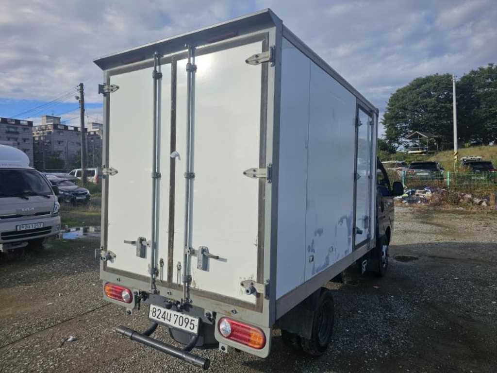 Small Truck Normal Box(High Deck) - Vista 4