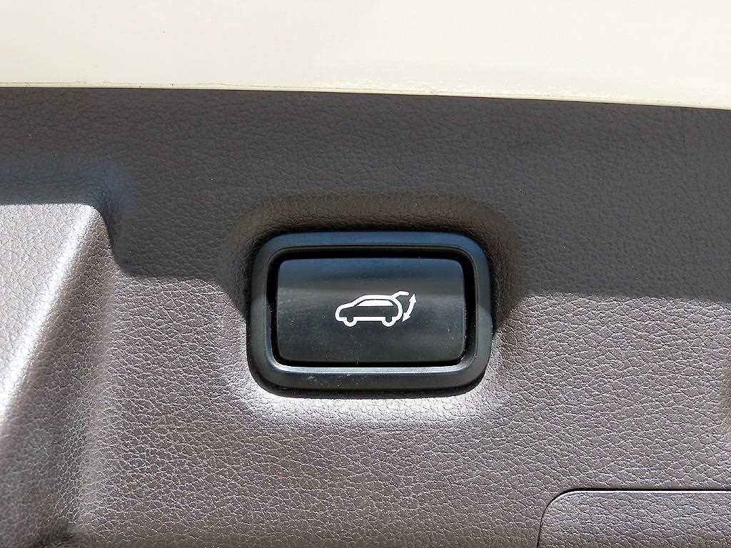 HYUNDAI Santa Fe 2019 Blanco - Importación desde Corea - HF Imports Iquique - Foto 16