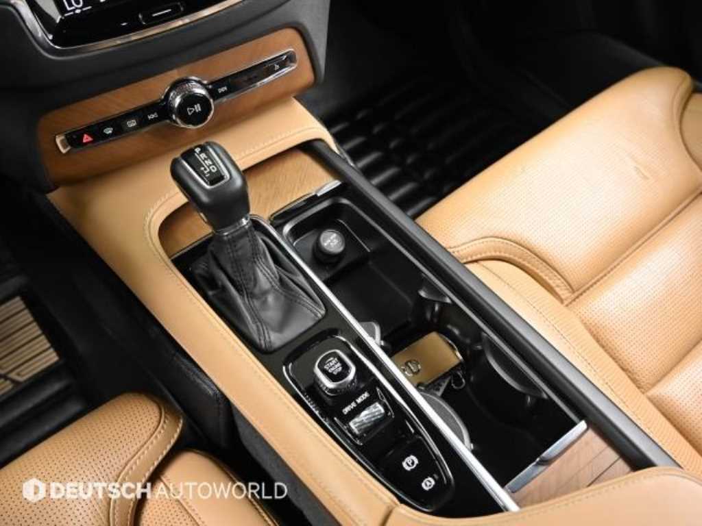 Volvo XC90 - Vista 9