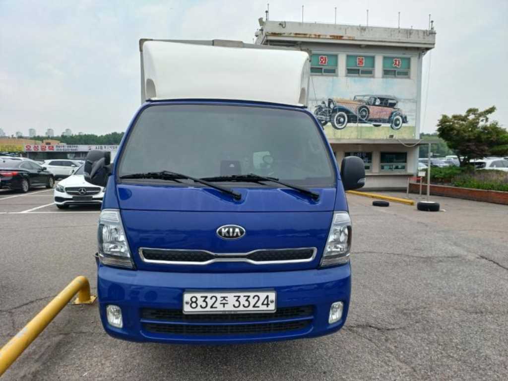 Small Truck Cargo (small) - Vista 3