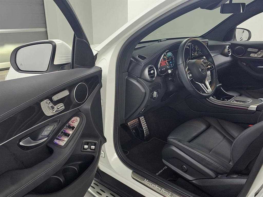 Mercedes Benz GLC Class - Vista 11