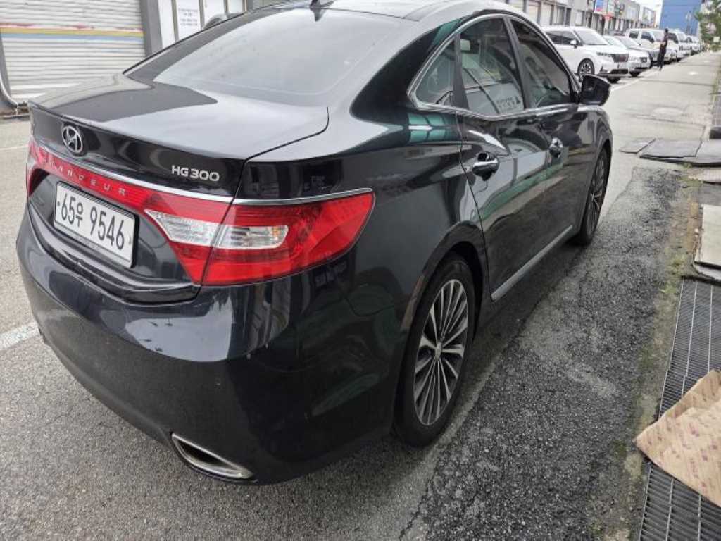 HYUNDAI Grandeur - Vista 3