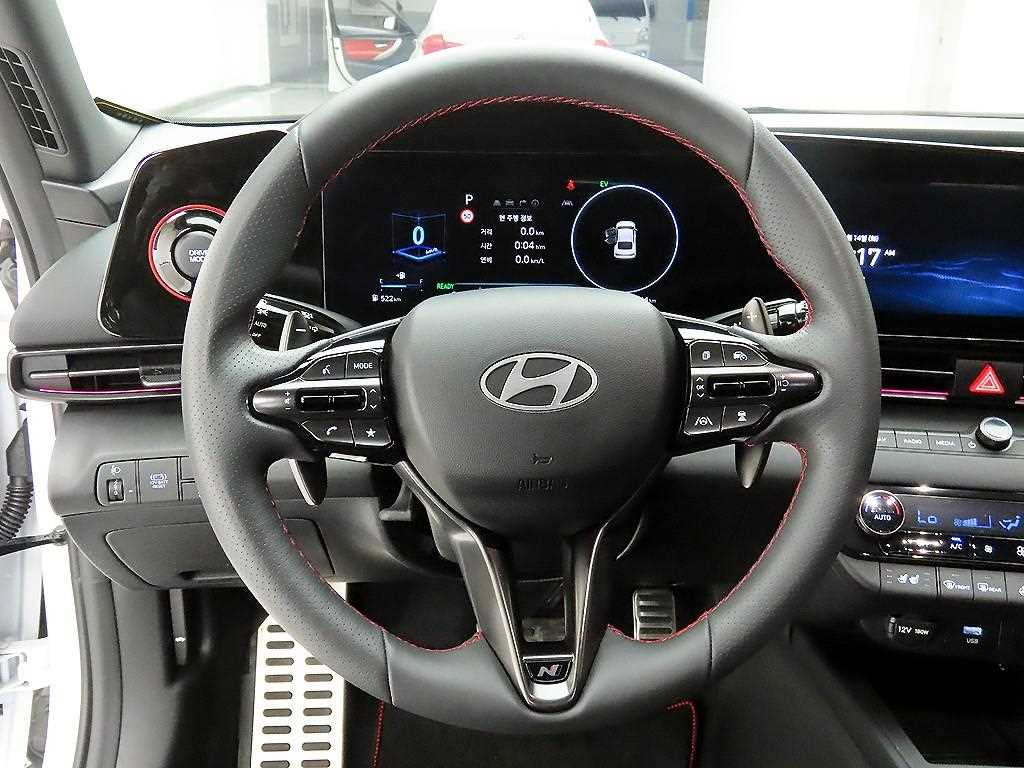 HYUNDAI Avante - Vista 7