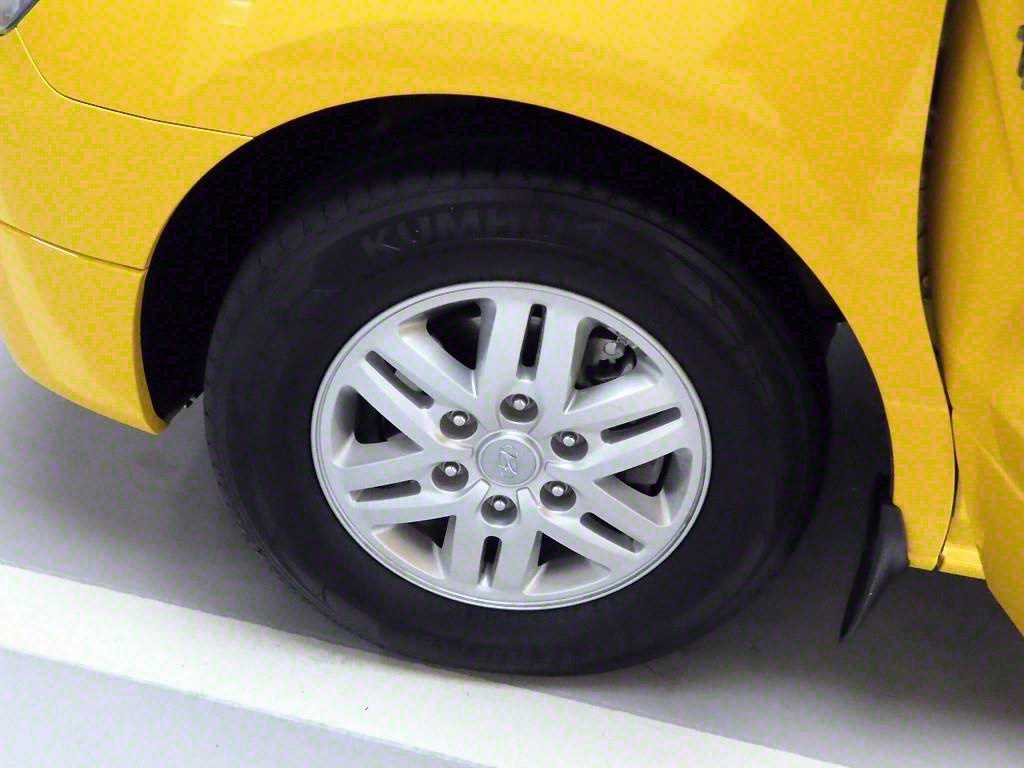 HYUNDAI Starex 2017 Amarillo - Importación desde Corea - HF Imports Iquique - Foto 19