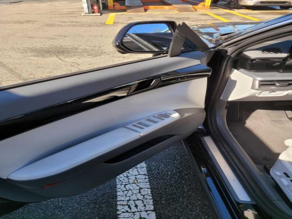 HYUNDAI Grandeur - Vista 2