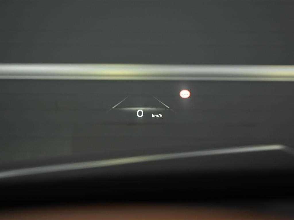 Genesis G80 - Vista 10