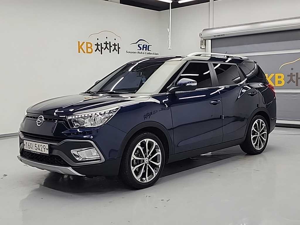 Ssangyong Tivoli 2018 Azul - Importación desde Corea - HF Imports Iquique - Foto 1