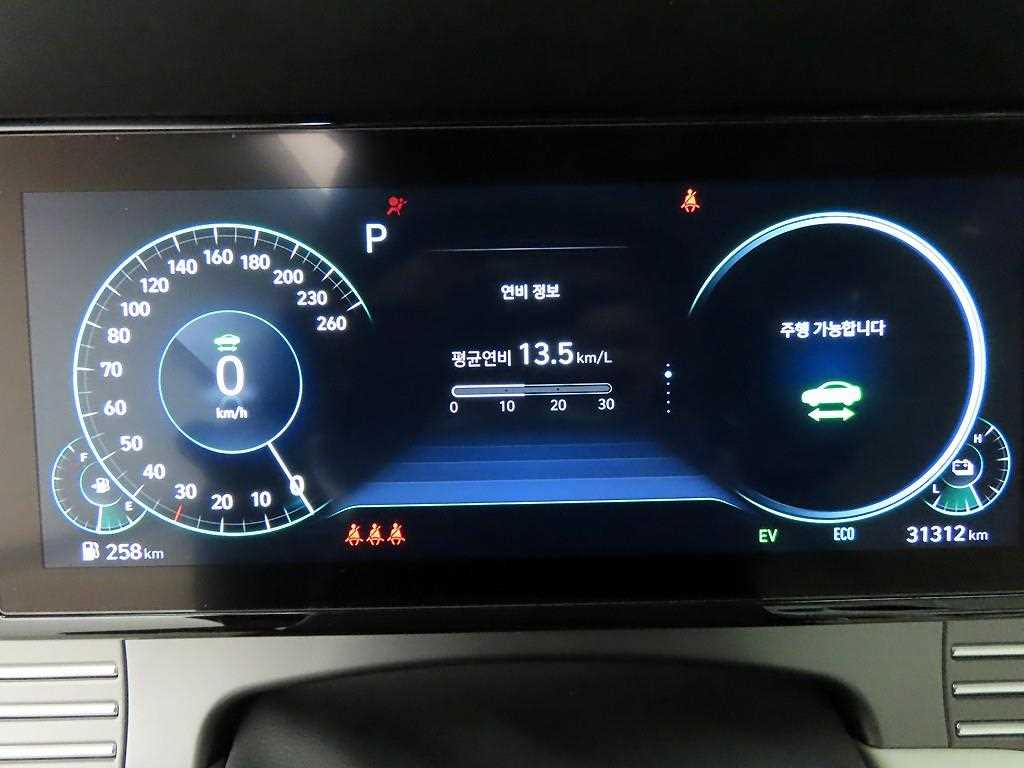 HYUNDAI Grandeur - Vista 9