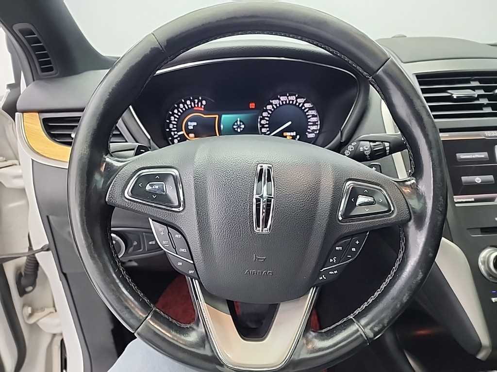 Lincoln MKC - Vista 9