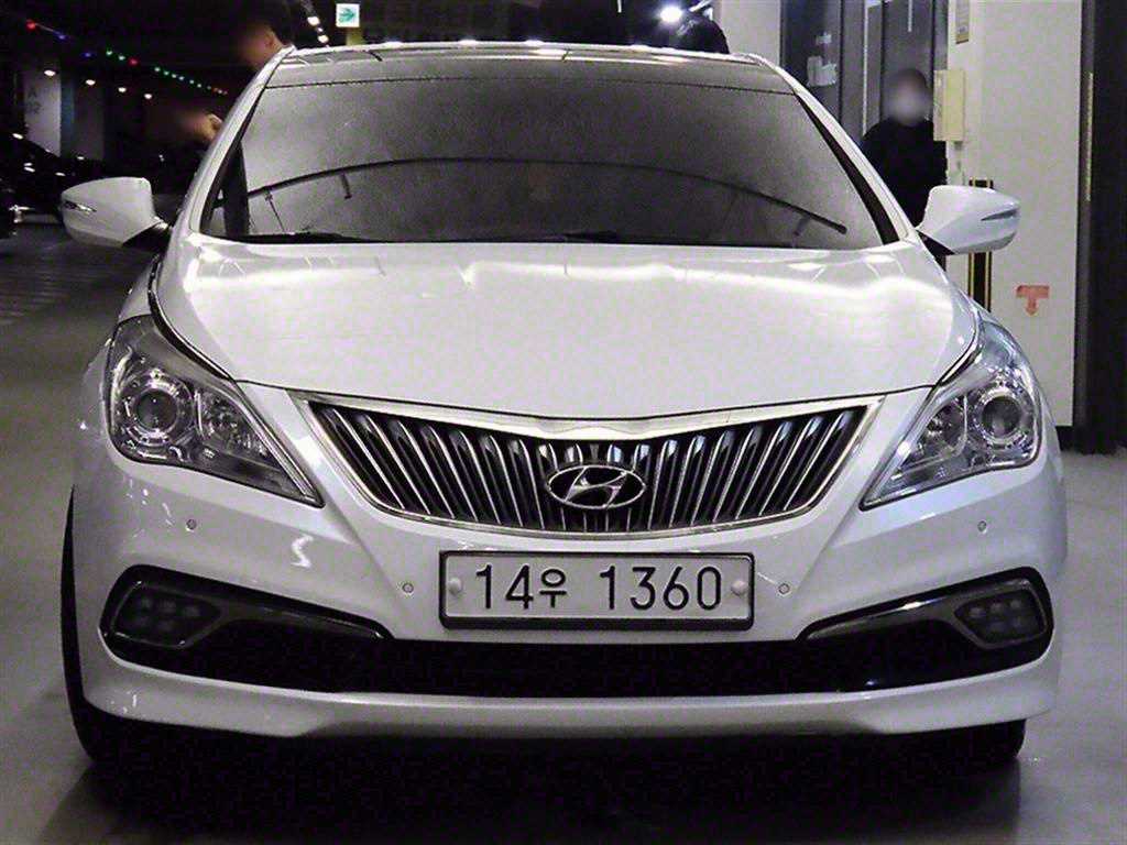 HYUNDAI Grandeur - Vista 2