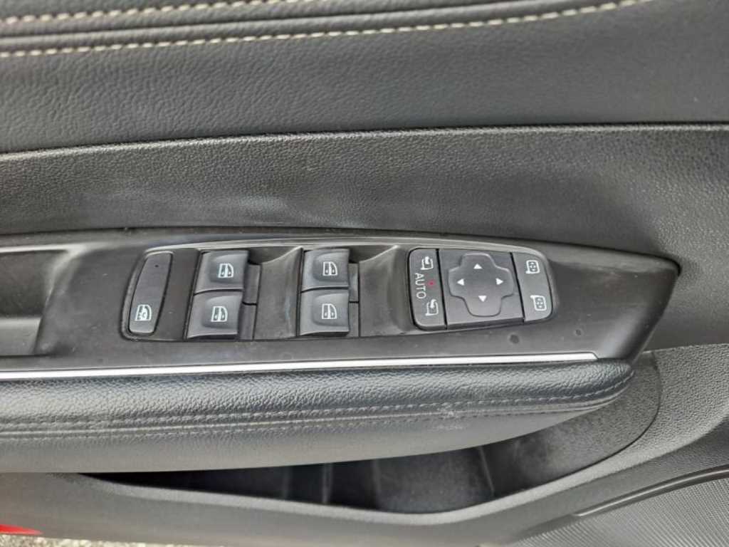 SAMSUNG SM6 - Vista 11