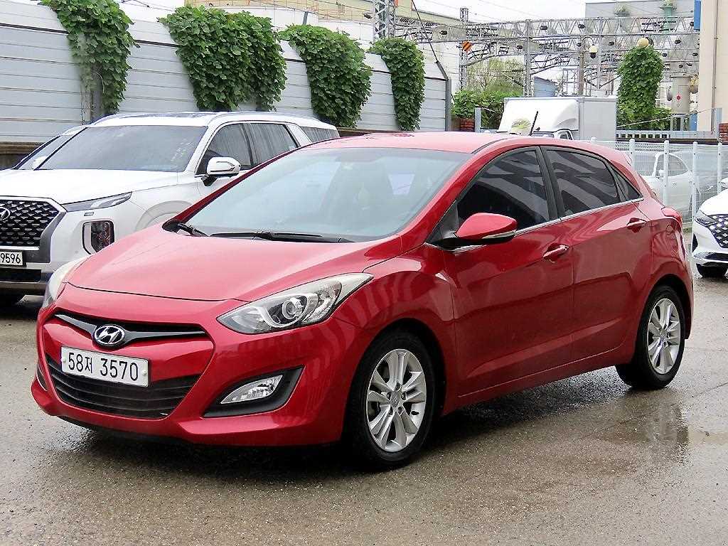 HYUNDAI i30 2014 Rojo - Importación desde Corea - HF Imports Iquique - Foto 1