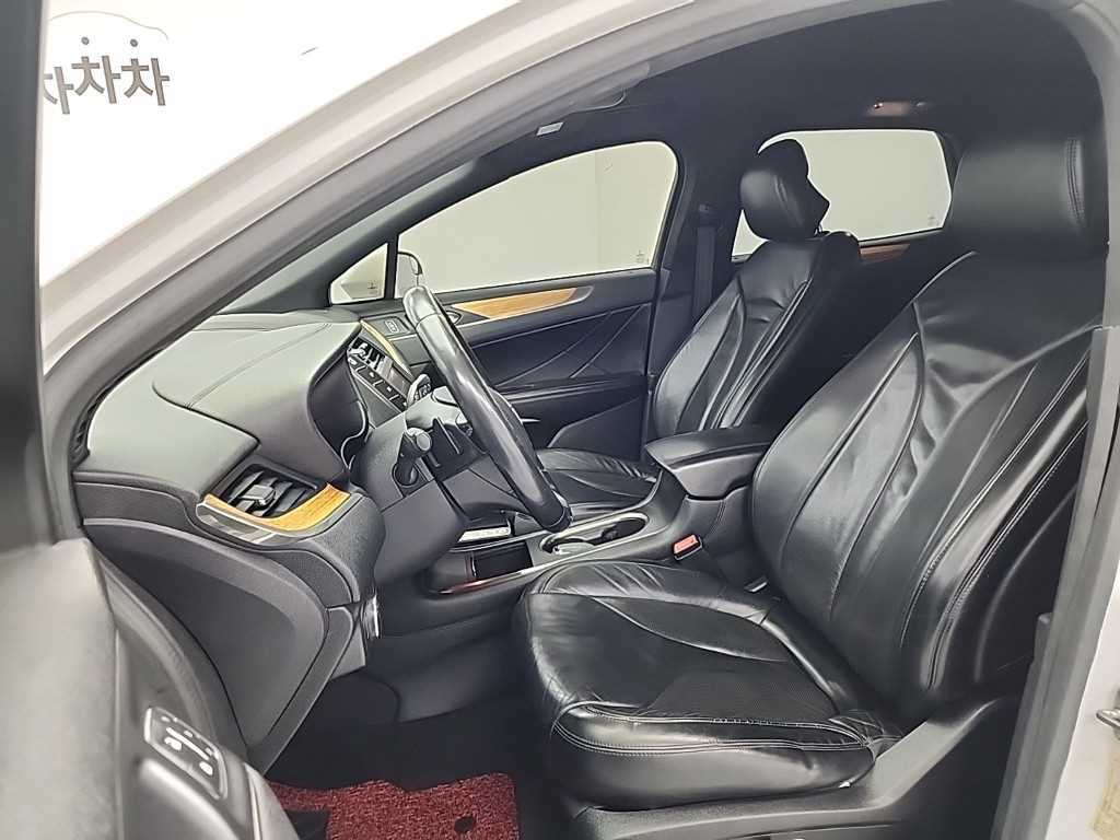 Lincoln MKC - Vista 11