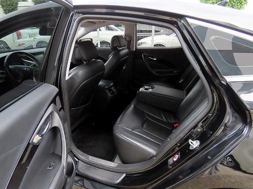 HYUNDAI Grandeur - Vista 6