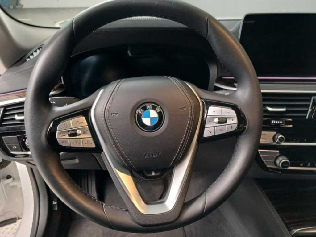 BMW 5 Series - Vista 11