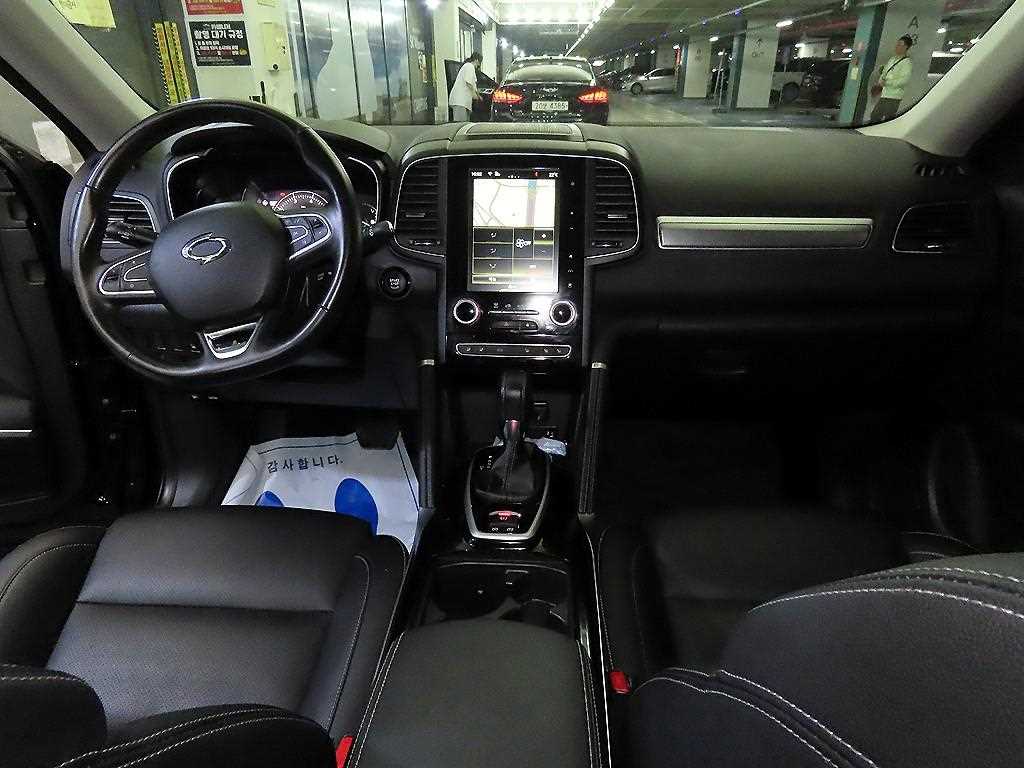 SAMSUNG QM6 - Vista 10