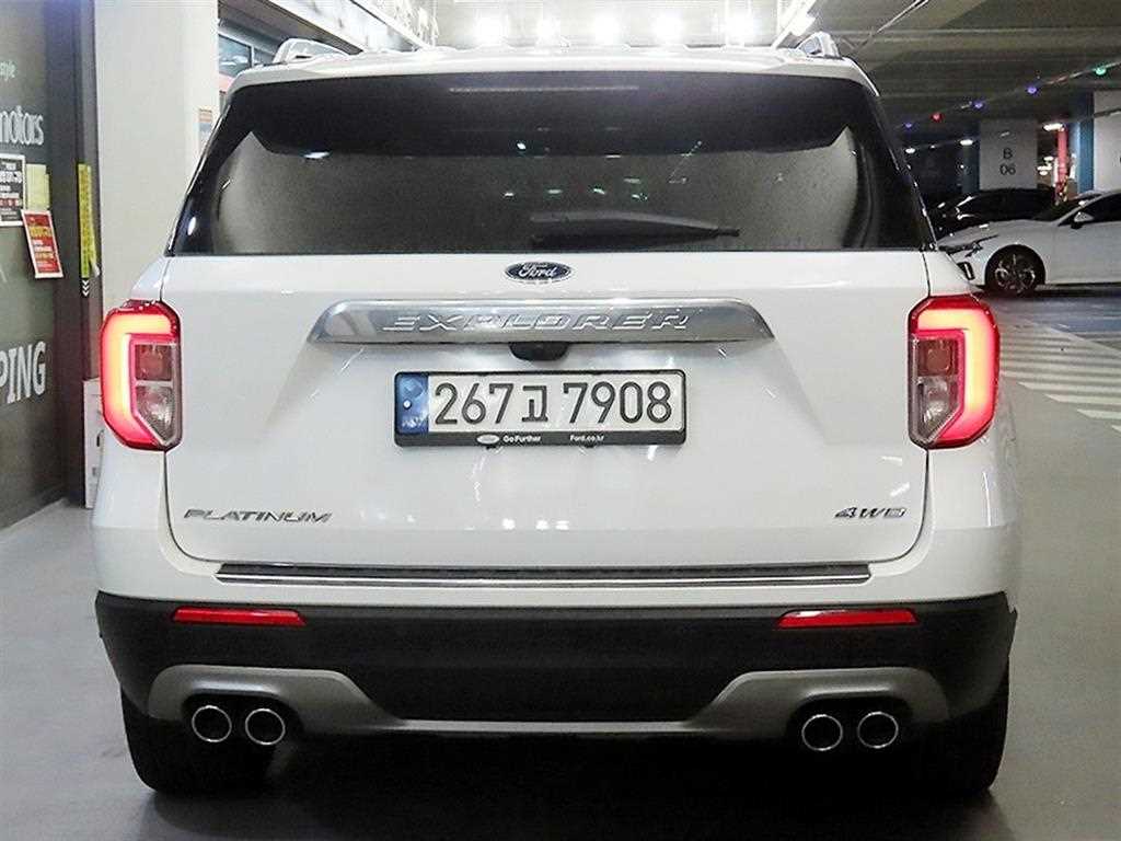 Ford Explorer - Vista 5