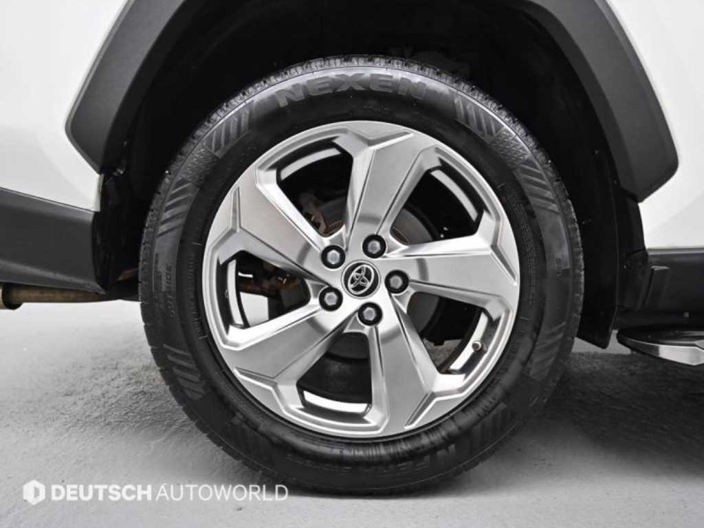 Toyota RAV4 - Vista 5