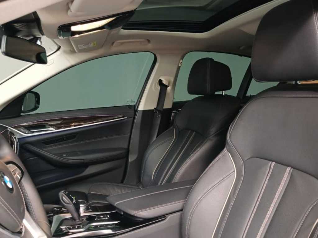 BMW 5 Series - Vista 7