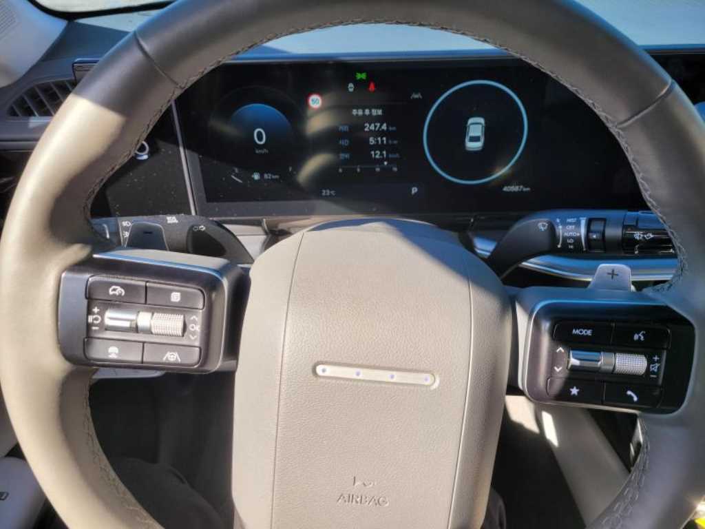 HYUNDAI Grandeur - Vista 4