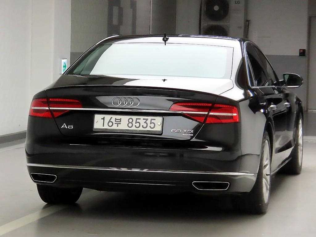 Audi A8 - Vista 4