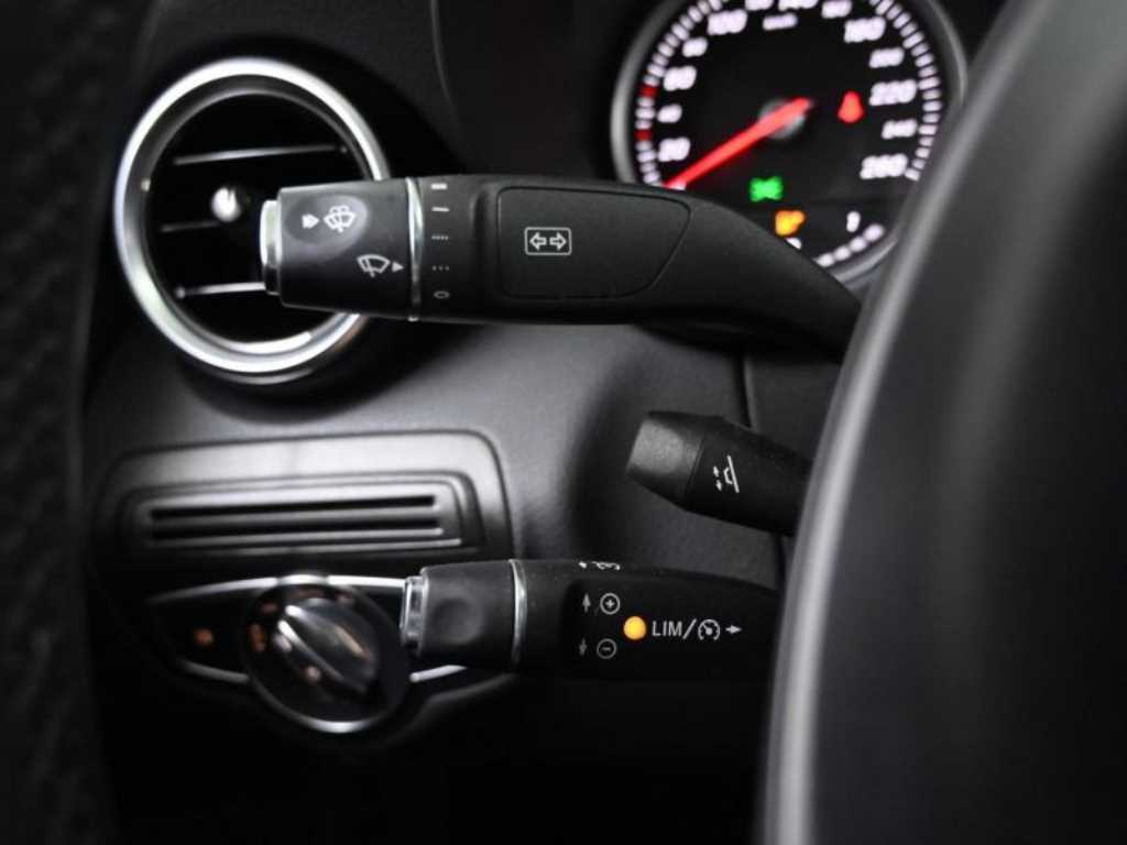 Mercedes Benz C Class 2018 - Importación desde Corea - HF Imports Iquique - Foto 18