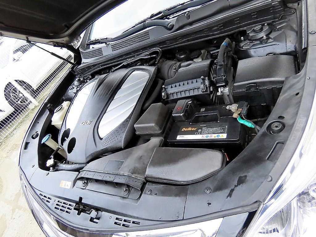 HYUNDAI Grandeur 2011 Negro - Importación desde Corea - HF Imports Iquique - Foto 19