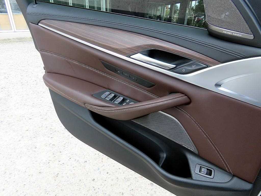 BMW 5 Series - Vista 12