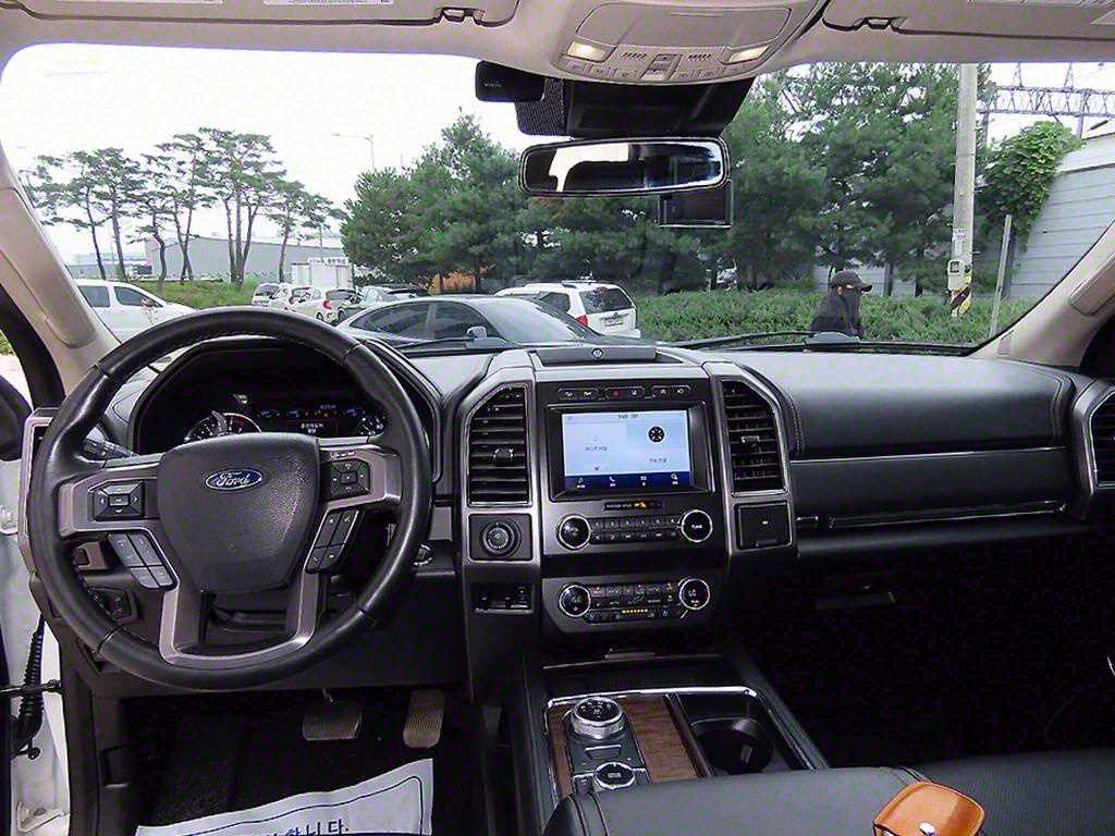 Ford Expedition - Vista 7