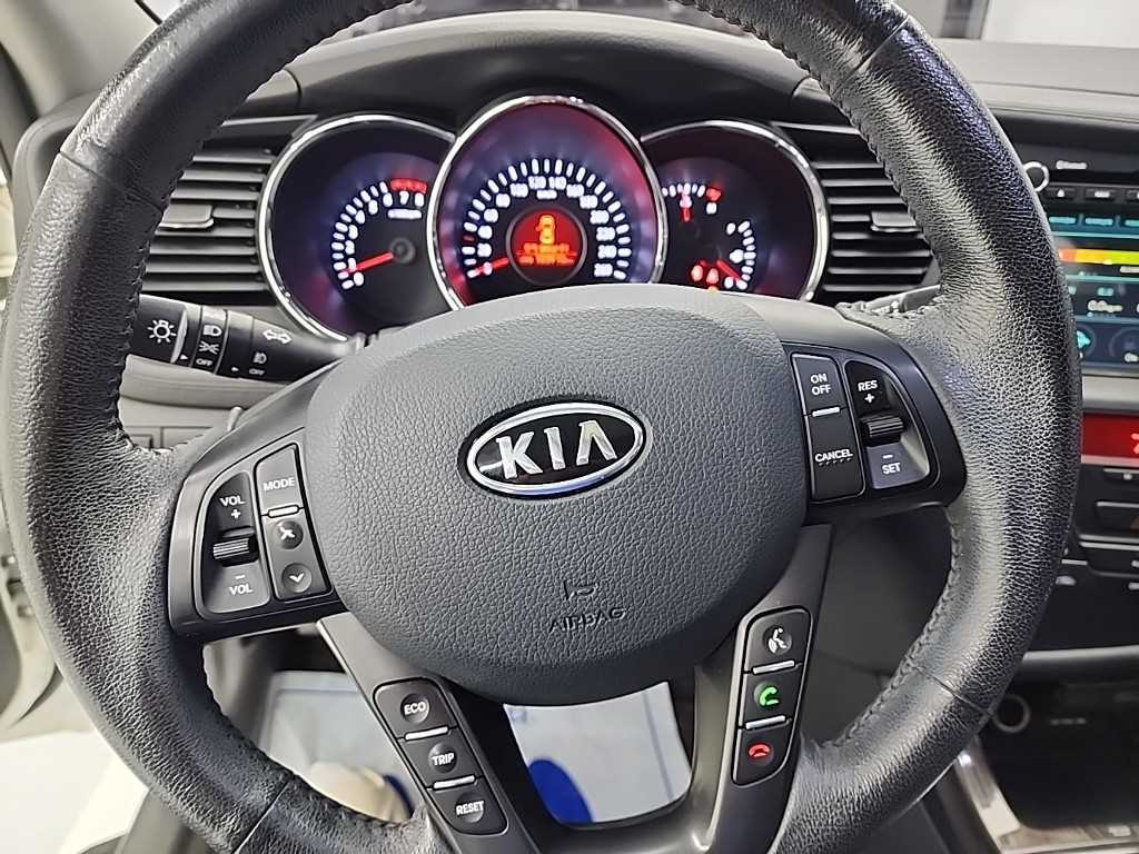 KIA K5 - Vista 9