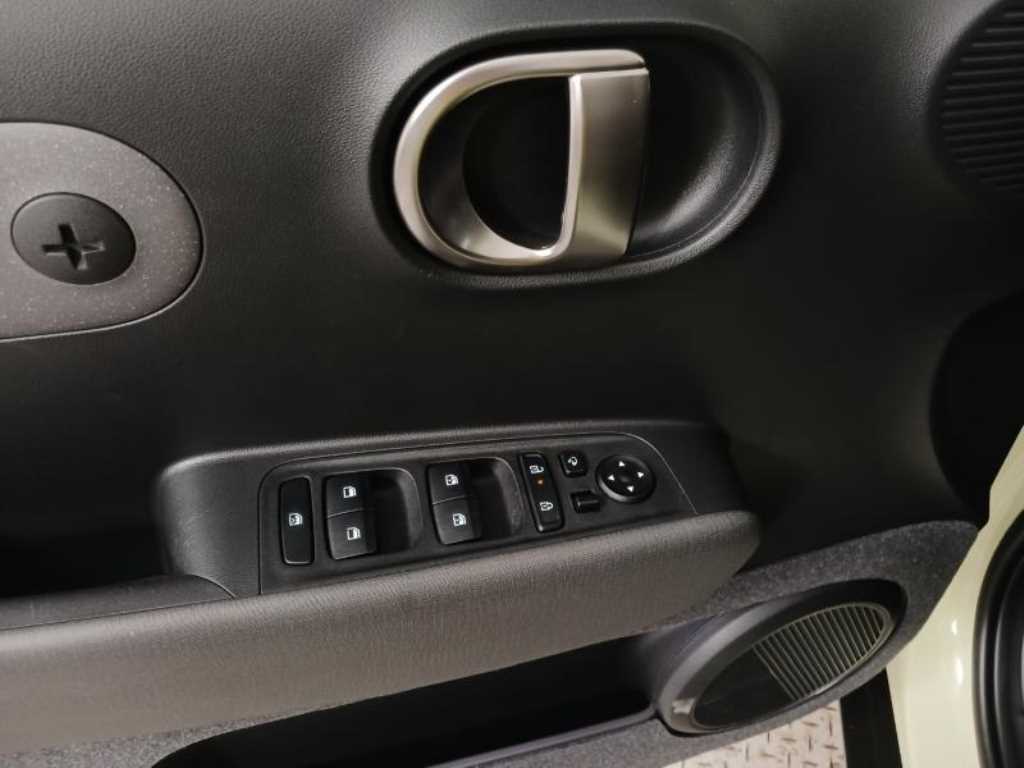 HYUNDAI Casper - Vista 9