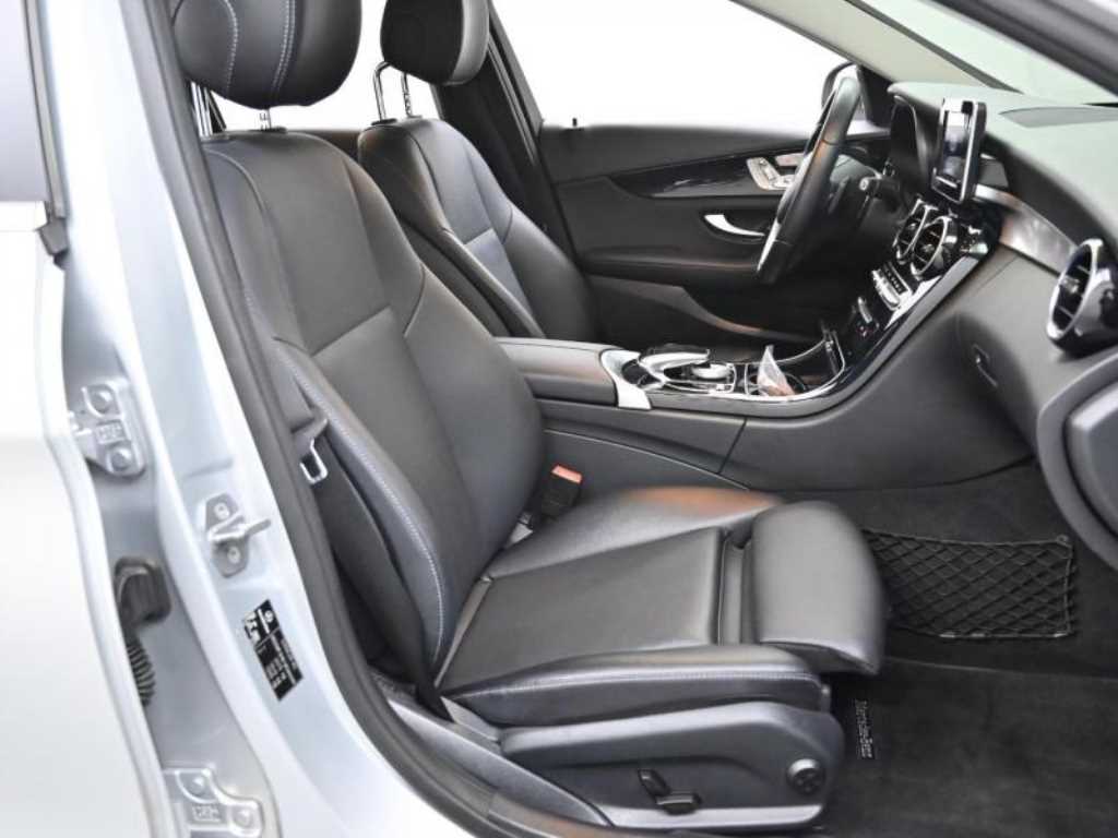 Mercedes Benz C Class - Vista 10