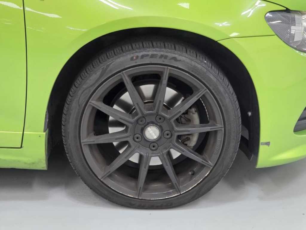 Volkswagen Scirocco - Vista 5