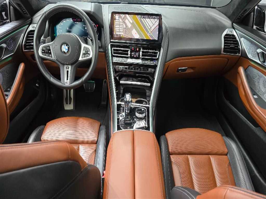 BMW 8 Series - Vista 7