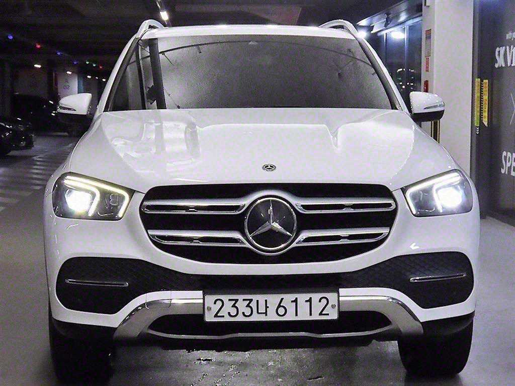 Mercedes Benz GLE Class - Vista 2