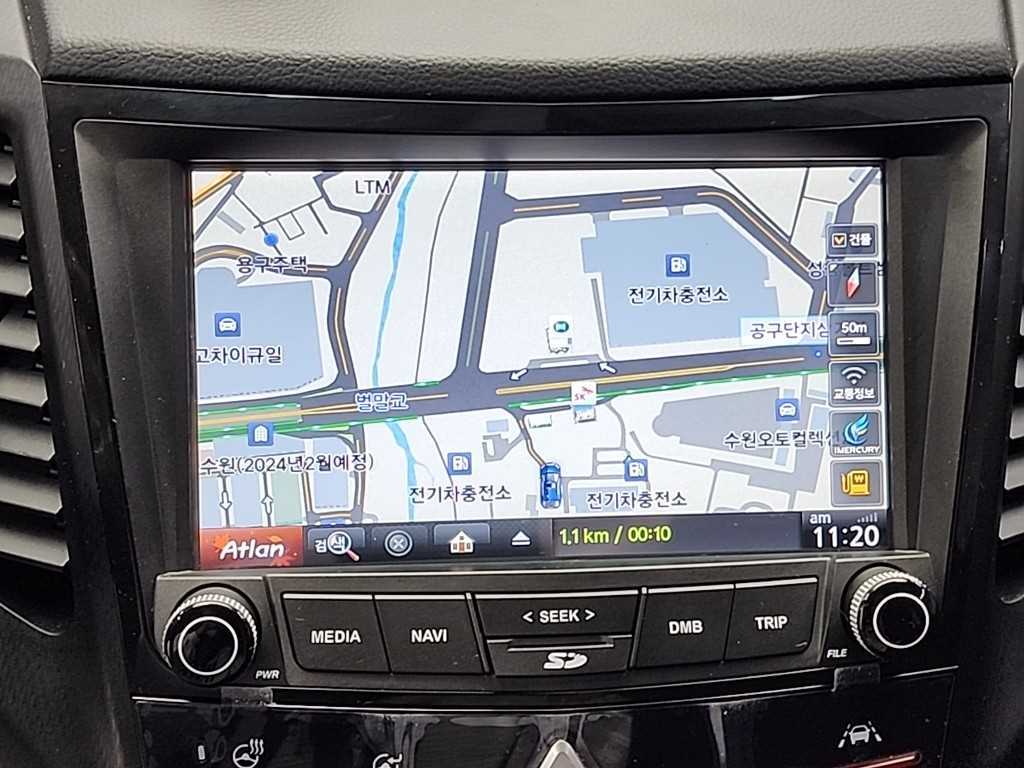 Ssangyong Tivoli 2018 Azul - Importación desde Corea - HF Imports Iquique - Foto 14