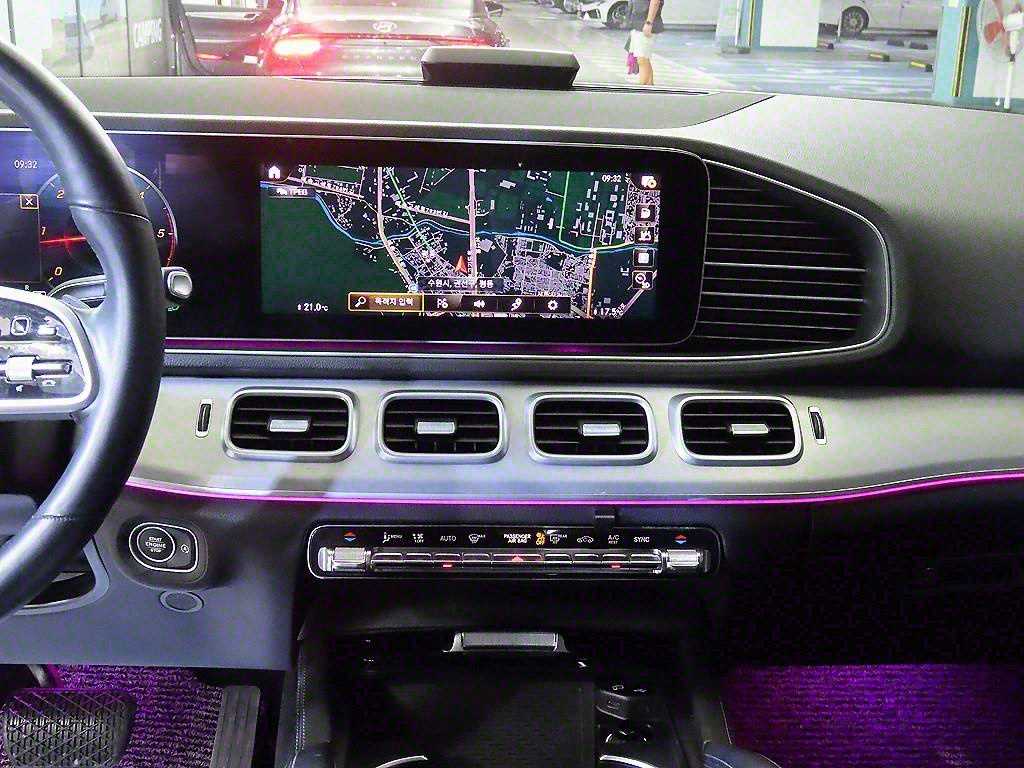 Mercedes Benz GLE Class - Vista 11