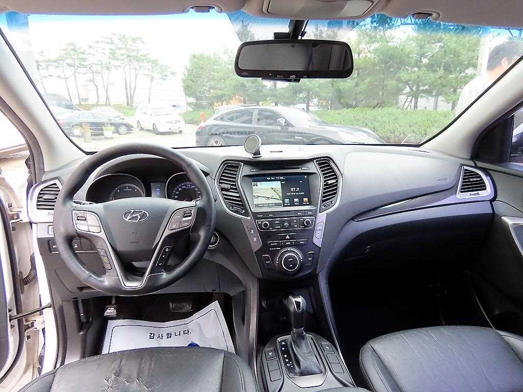 HYUNDAI Santa Fe - Vista 7