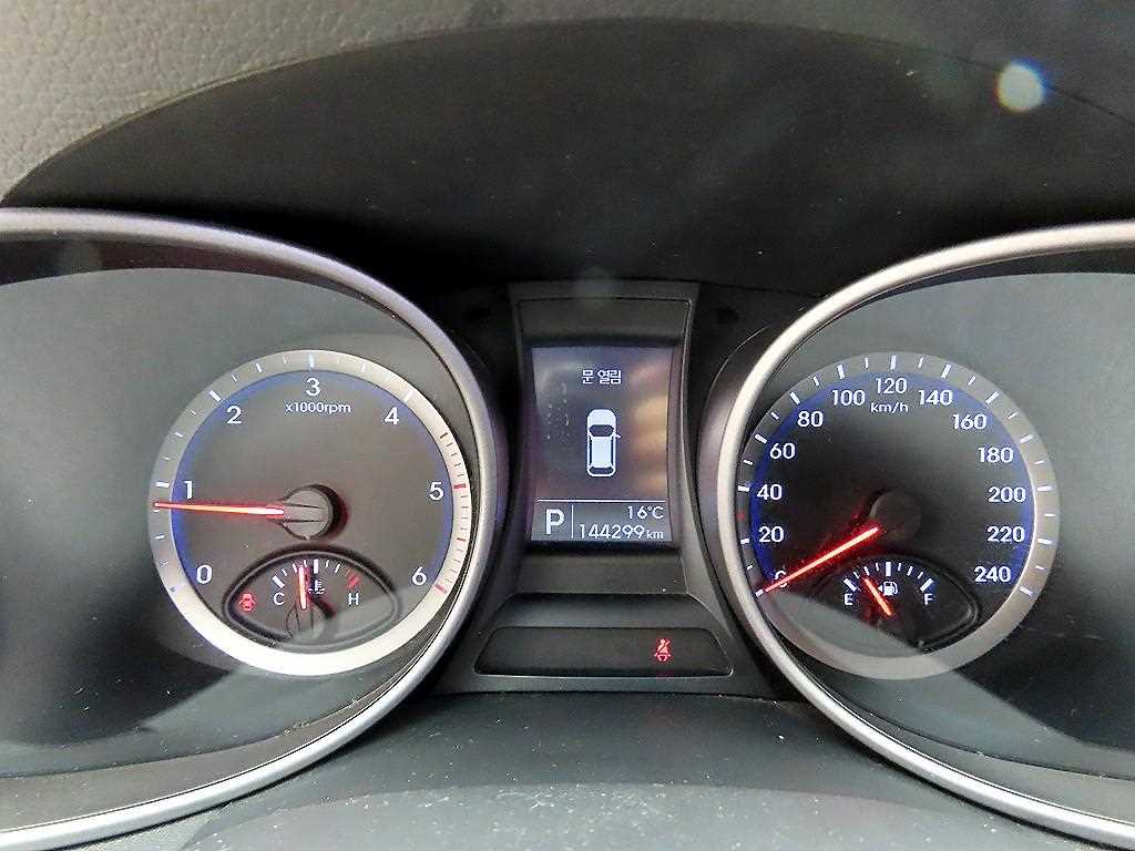 HYUNDAI Santa Fe - Vista 9
