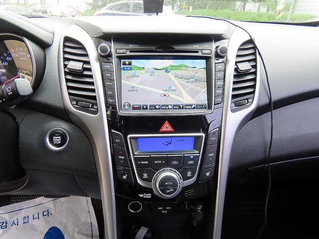 HYUNDAI i30 2014 Rojo - Importación desde Corea - HF Imports Iquique - Foto 13