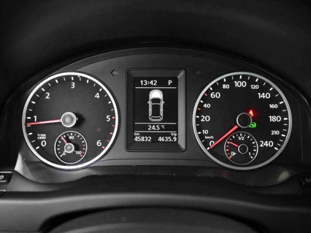 Volkswagen Tiguan - Vista 8